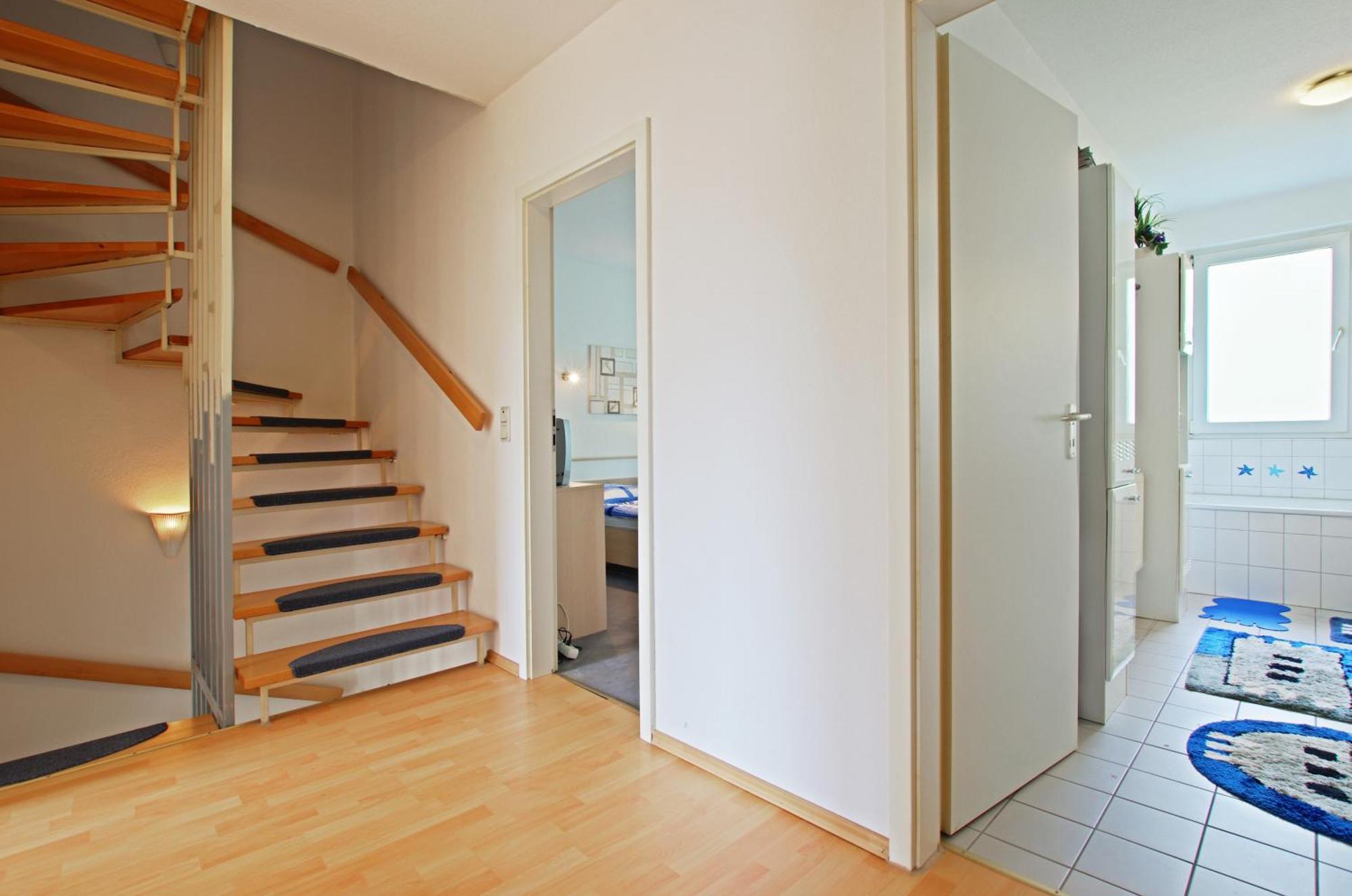Private Rooms Near Exhibition Center Хановер Стая снимка