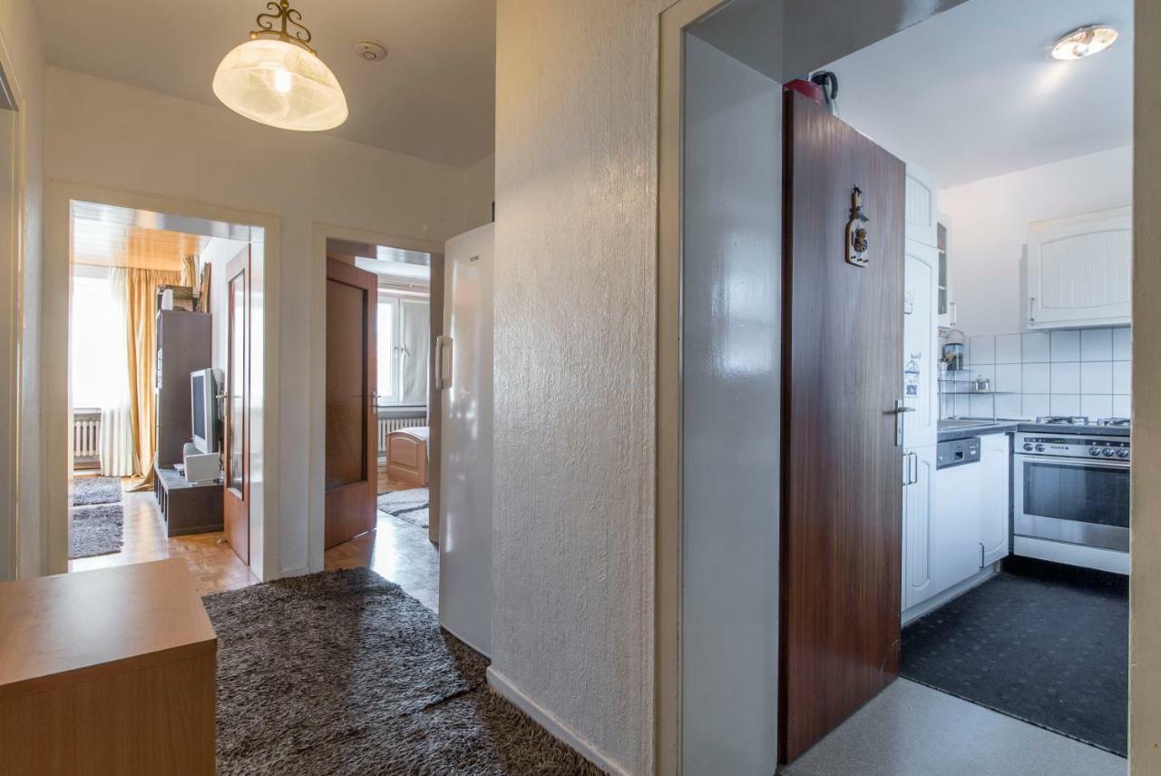 Private Rooms Near Exhibition Center Хановер Екстериор снимка